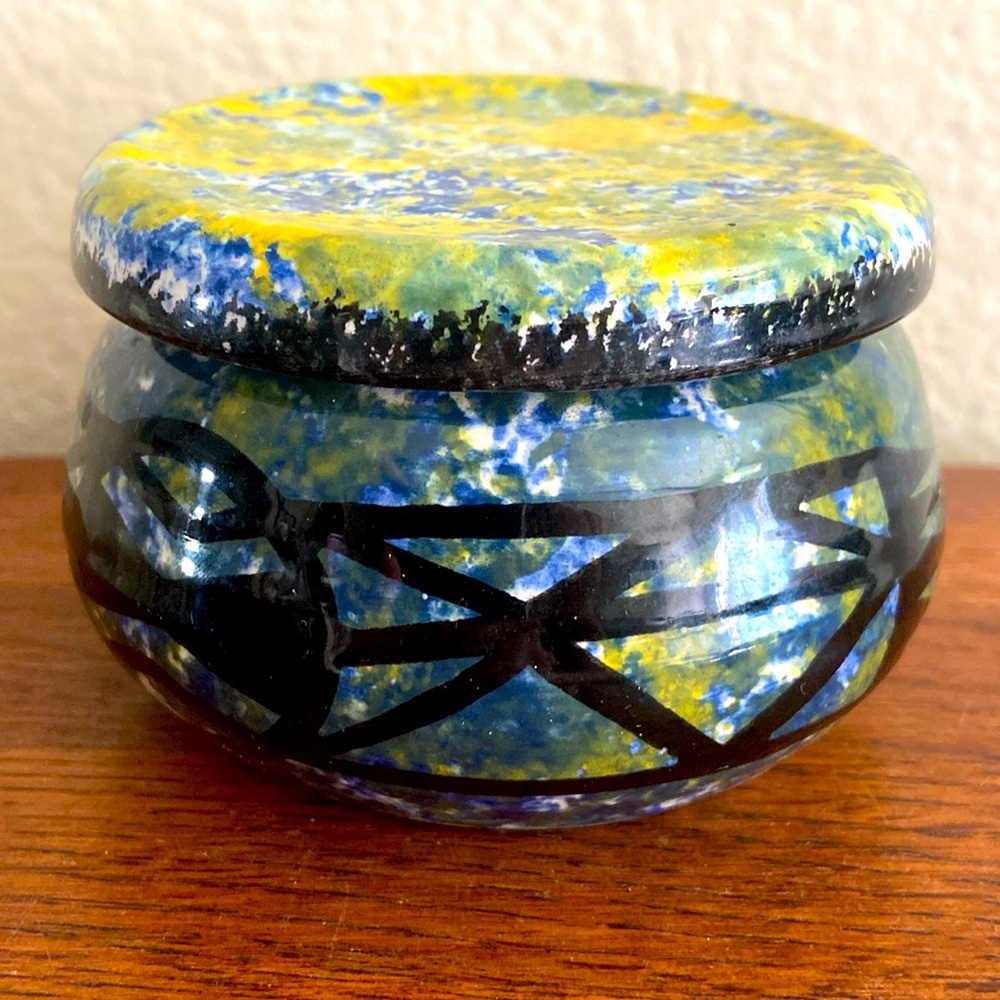 Vintage 80s Signed Vision AZ APACHE DESIGN ‘83 Lidded Trinket Box